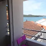 Gina