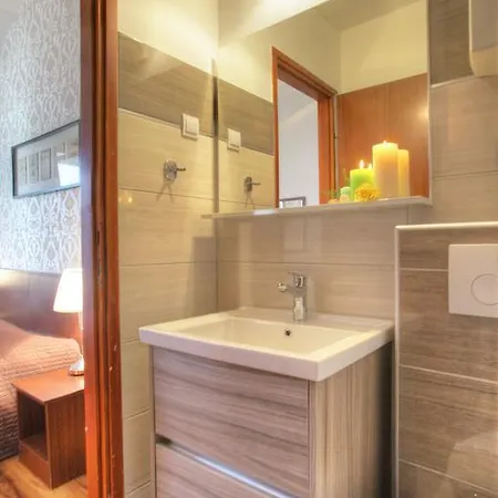 Gina Bed and Breakfast