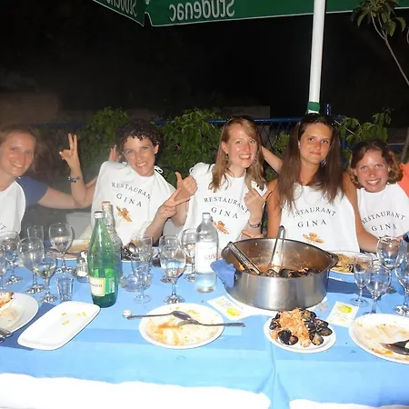 Bed and Breakfast Gina Tisno