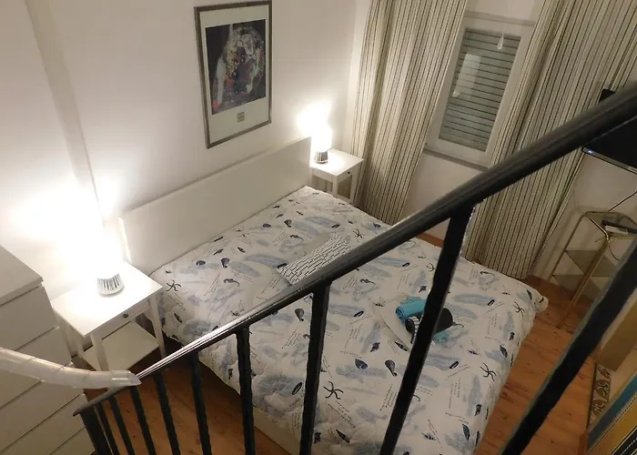 Gina Bed & Breakfast 3* Тисно